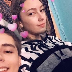 Meet your Posher, Alec